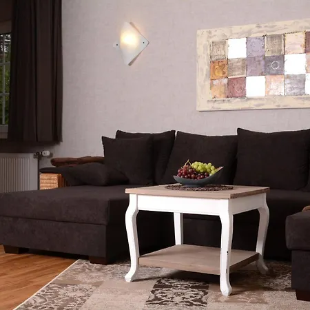 Ferienwohnung-Eifel Ernstbergblick 1 Appartement *