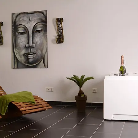 Ferienwohnung-Eifel Ernstbergblick 1 Appartement