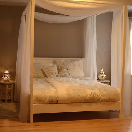 Wellness-ferienwohnung-eifelernstbergblick 1 *