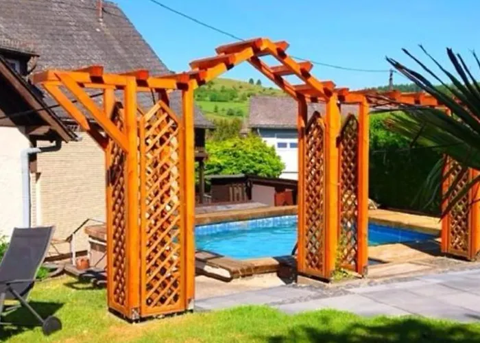 公寓 Wellness-ferienwohnung-eifelernstbergblick 1 *