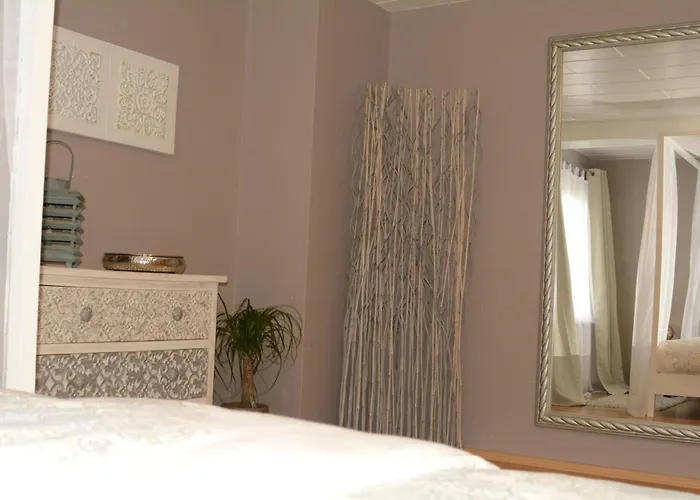 Wellness-ferienwohnung-eifelernstbergblick 1 *