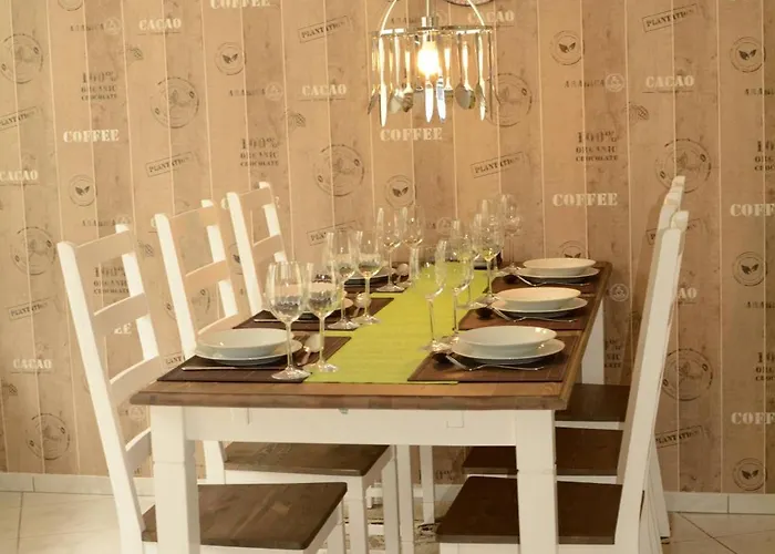 Wellness-ferienwohnung-eifelernstbergblick 1 公寓